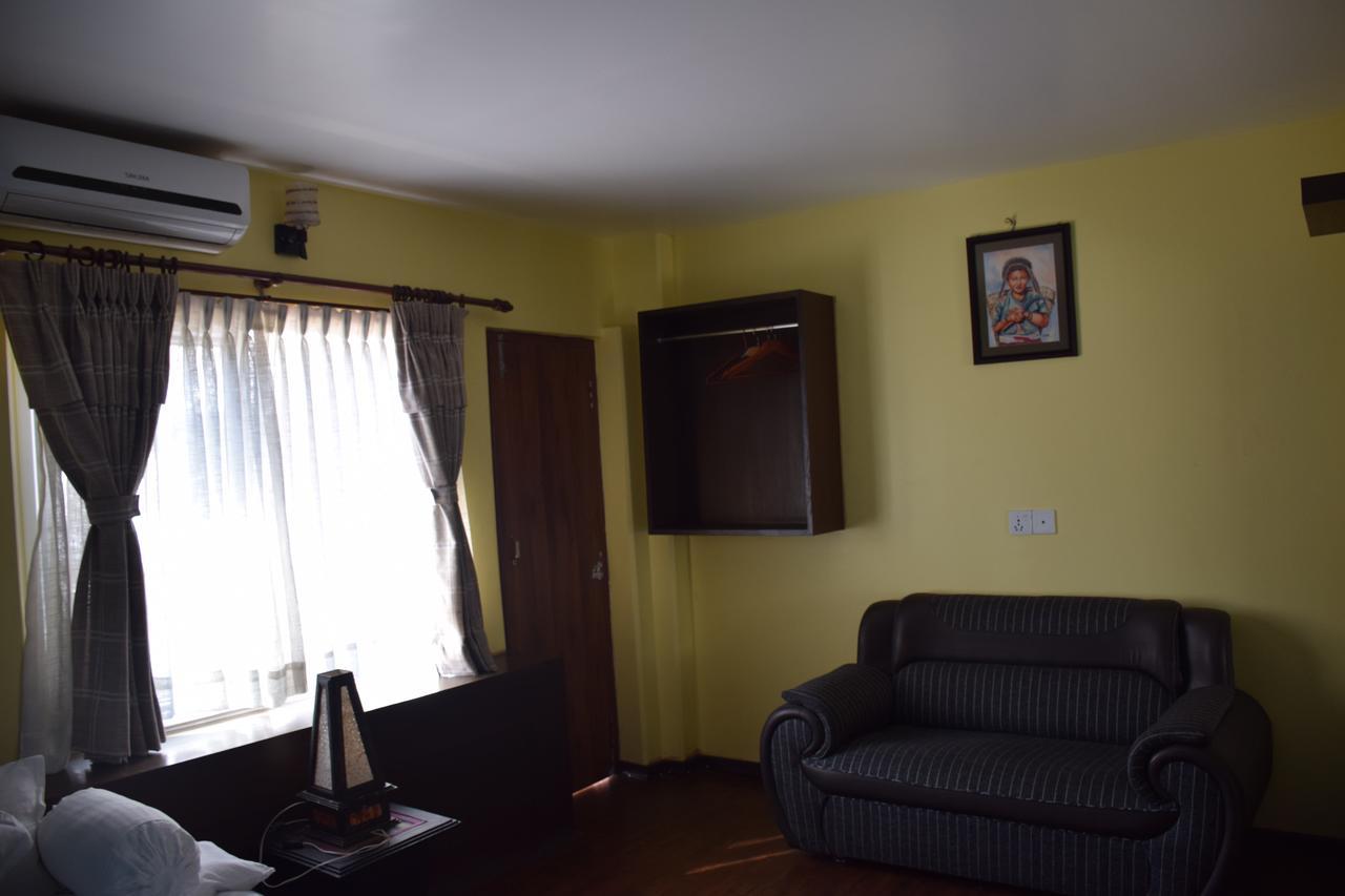 Hotel Rosemary Homes Pokhara Exterior foto