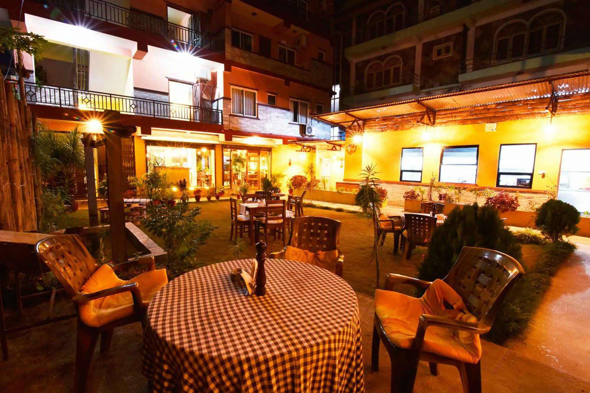 Hotel Rosemary Homes Pokhara Exterior foto